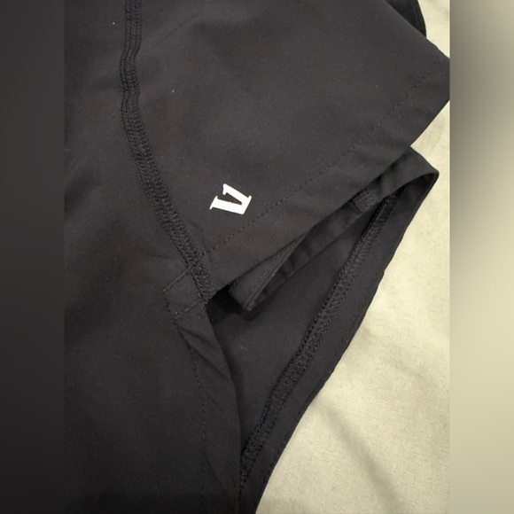 Vuori Omni Performance Shorts Black S Womens - Picture 5 of 8